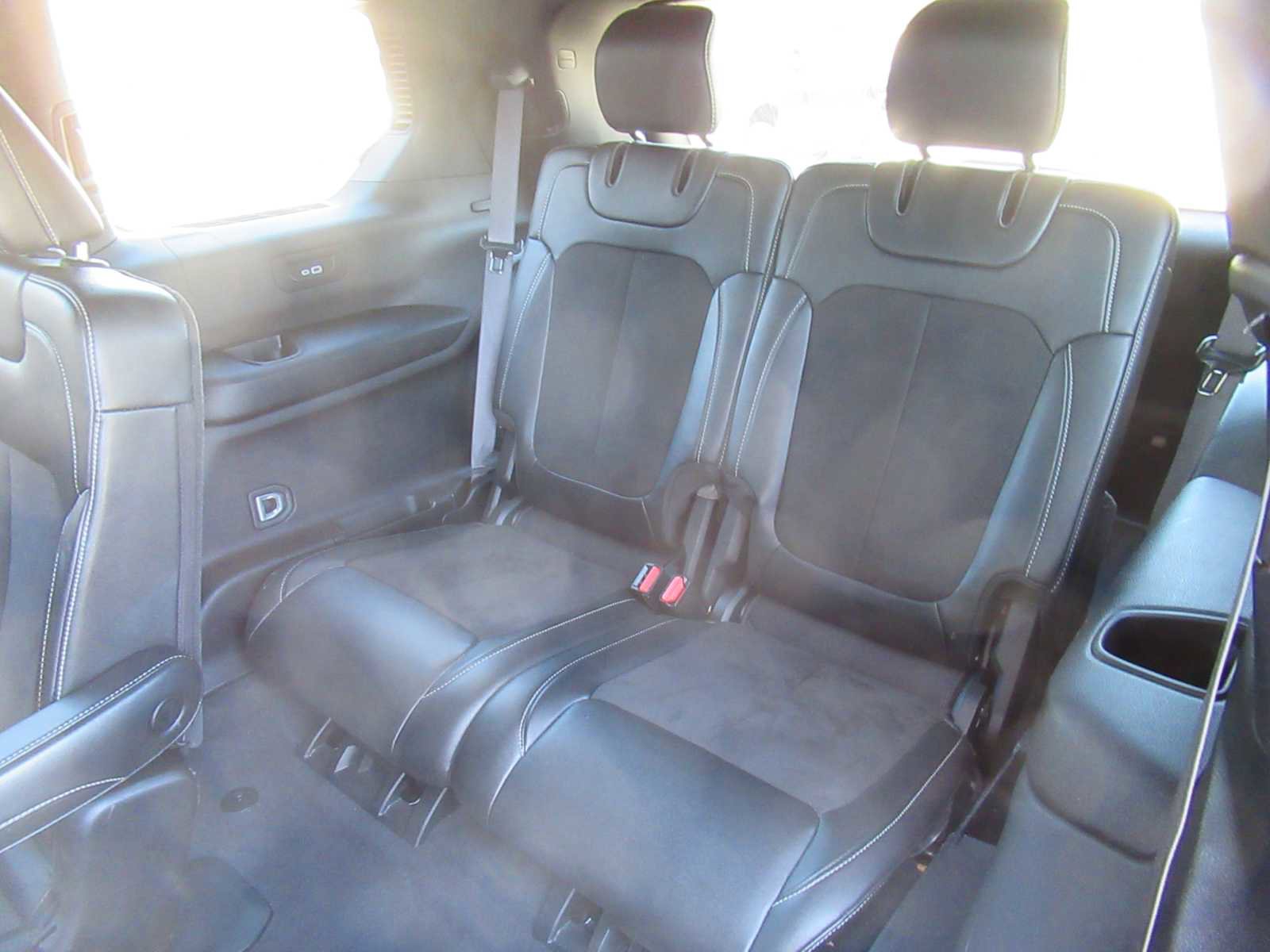 Used 2023 Jeep Grand Cherokee L Laredo image 40