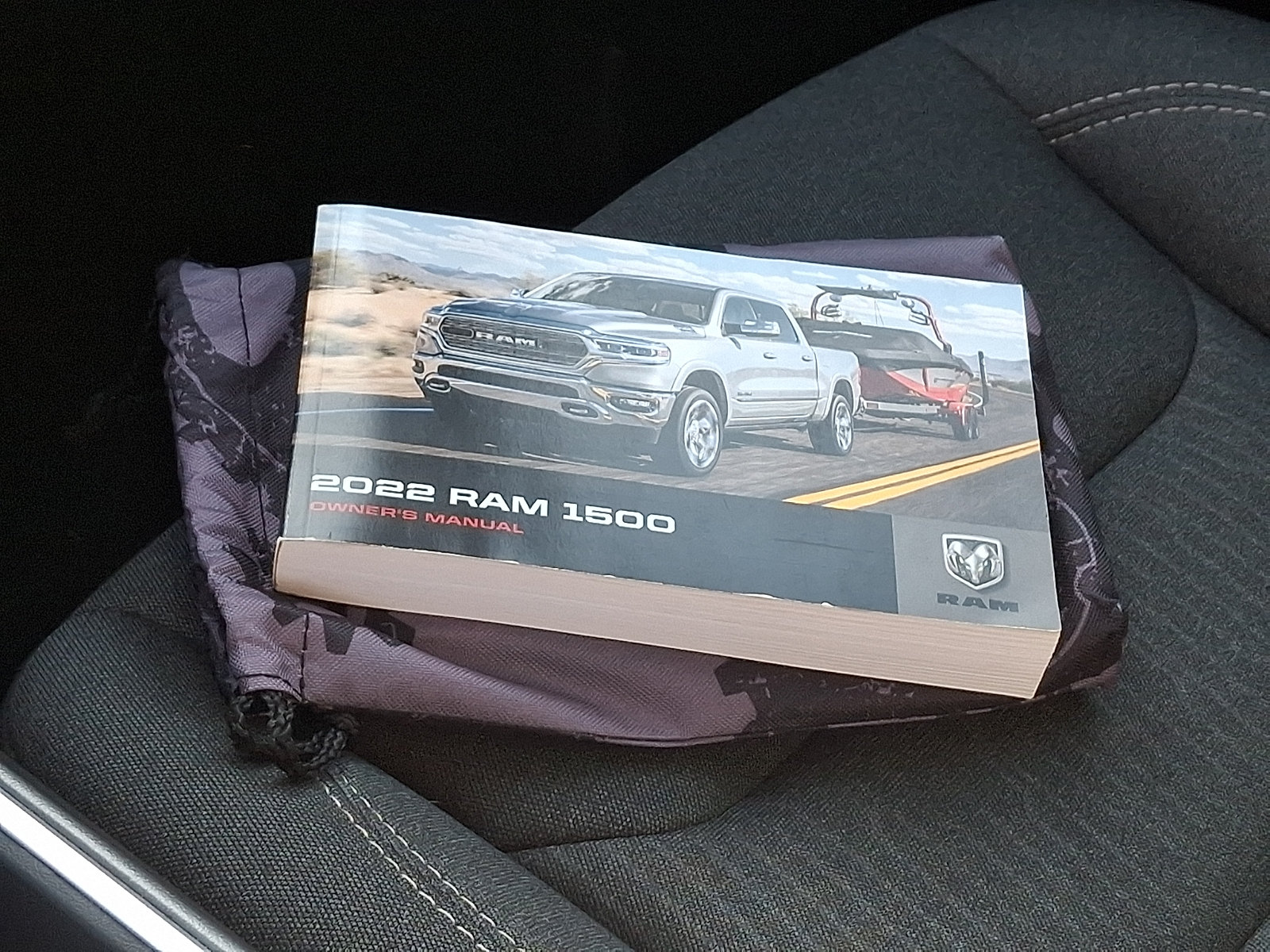 Used 2022 RAM 1500 Big Horn AWD/4WD image 25