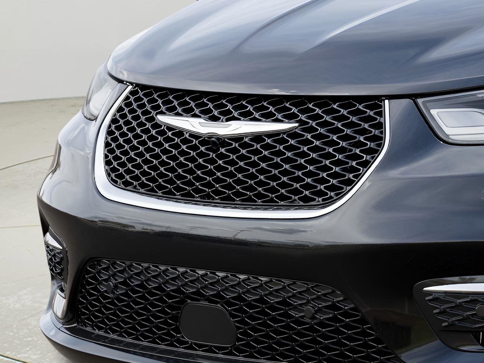 New 2026 Chrysler Pacifica Limited AWD/4WD image 24