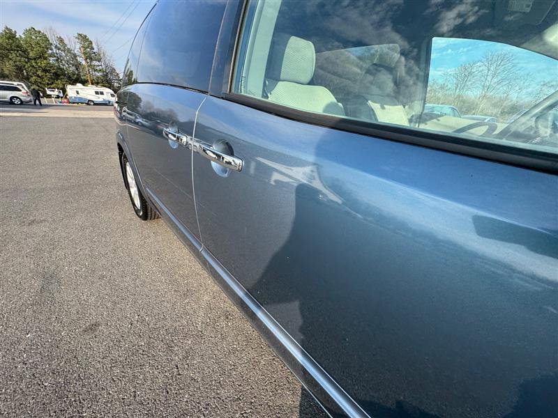 Used 2008 Nissan Quest S w/ Drivers Pkg image 20