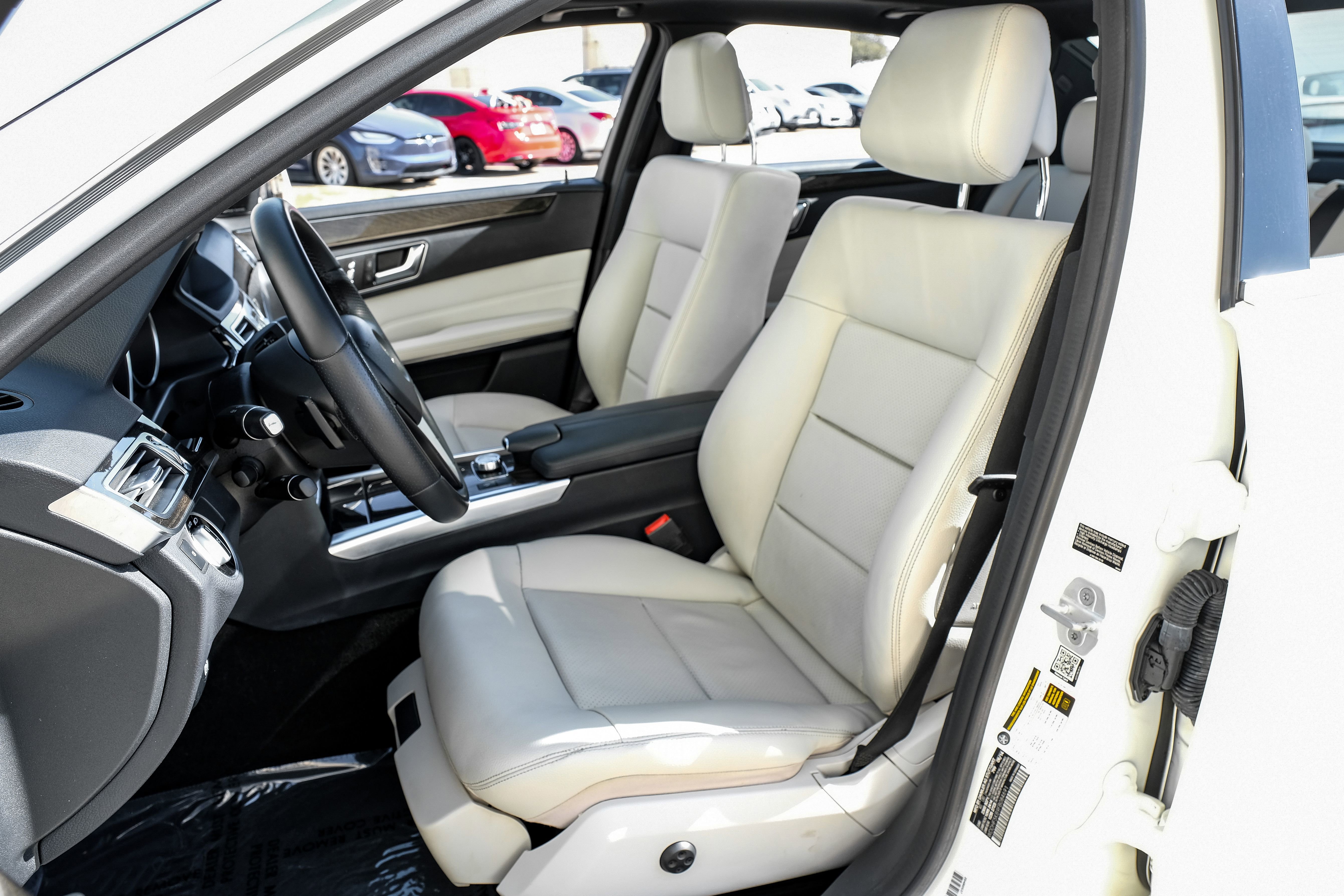 Used 2015 Mercedes-Benz E 350 Sedan w/ Premium 1 Package image 31