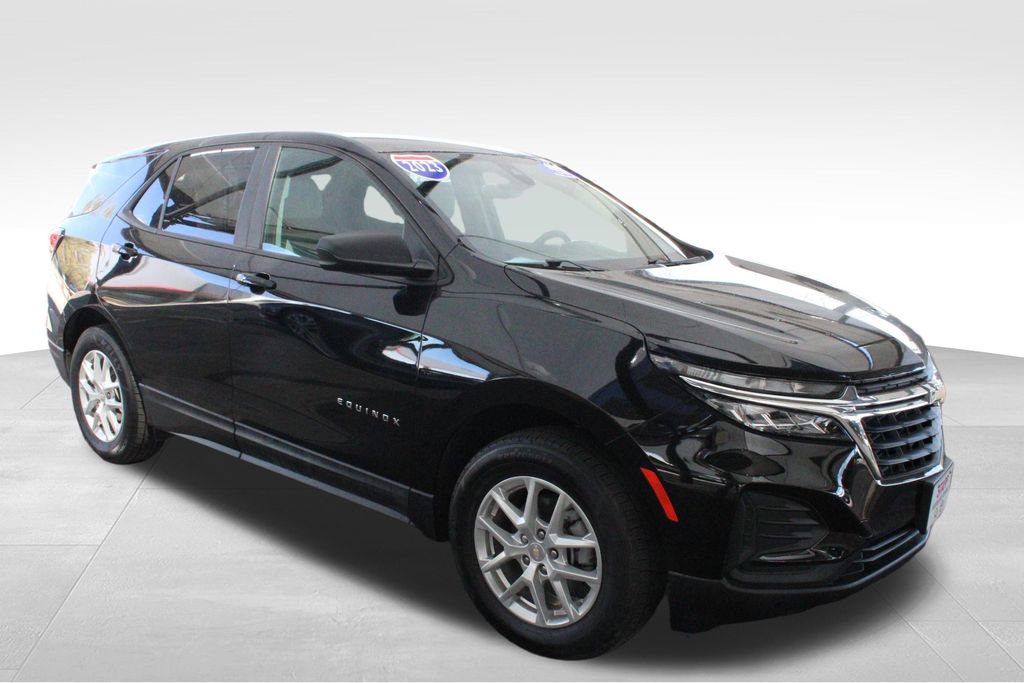 Used 2023 Chevrolet Equinox LS w/ LS Convenience Package AWD/4WD image 7