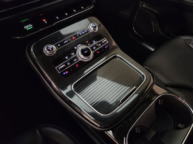 Used 2023 Lincoln Nautilus FWD w/ Premium Package image 21