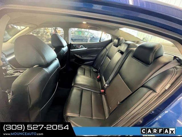 Used 2019 Nissan Maxima 3.5 SV w/ Floor Mat Group FWD image 9
