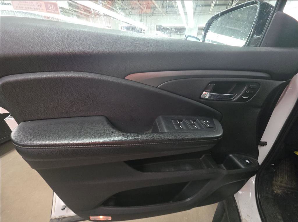 Used 2023 Honda Ridgeline RTL-E image 14