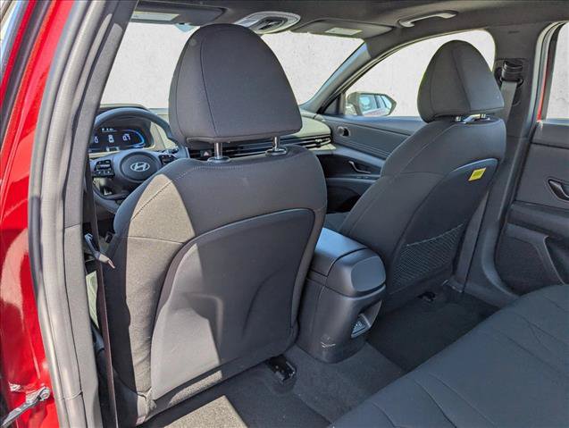 New 2026 Hyundai Elantra SEL Sport FWD image 22