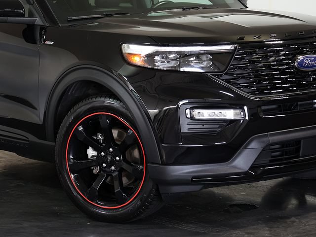Used 2024 Ford Explorer ST-Line w/ Class IV Trailer Tow Package AWD/4WD image 8