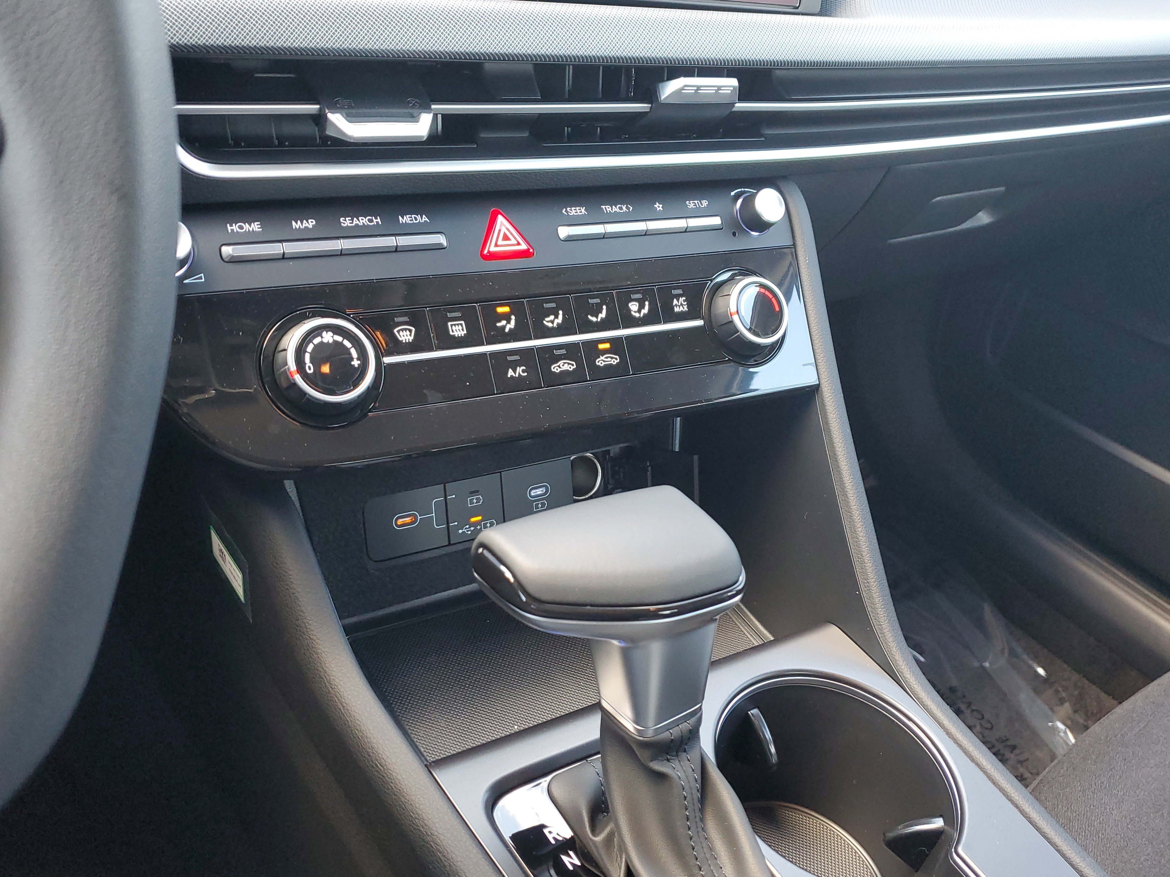 New 2026 Hyundai Sonata SE FWD image 11