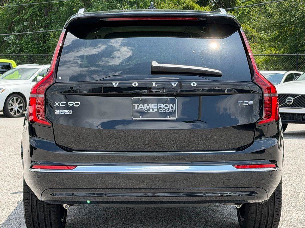 New 2026 Volvo XC90 T8 Ultra w/ Protection Package Premier AWD/4WD image 3