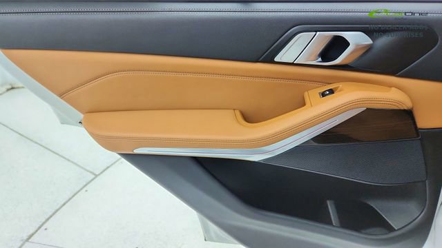 Used 2023 BMW X5 sDrive40i w/ Executive Package image 31