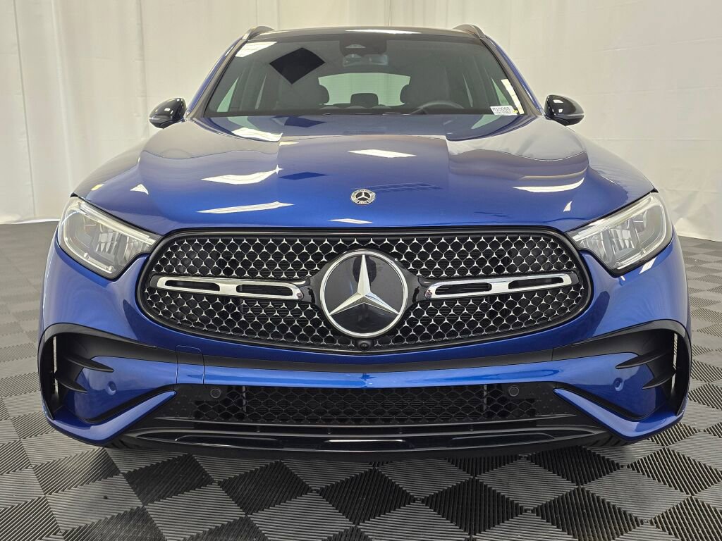 Used 2024 Mercedes-Benz GLC 300 4MATIC image 7