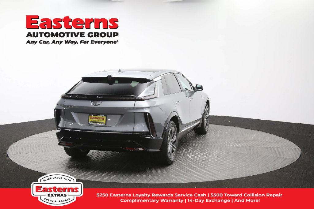 Used 2024 Cadillac Lyriq Luxury RWD image 44