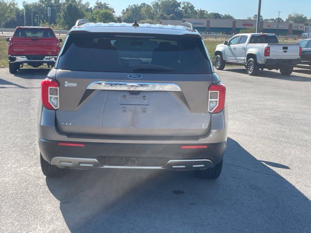 Used 2021 Ford Explorer XLT w/ Equipment Group 202A RWD image 8