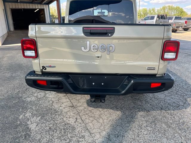 Used 2020 Jeep Gladiator Overland AWD/4WD image 5