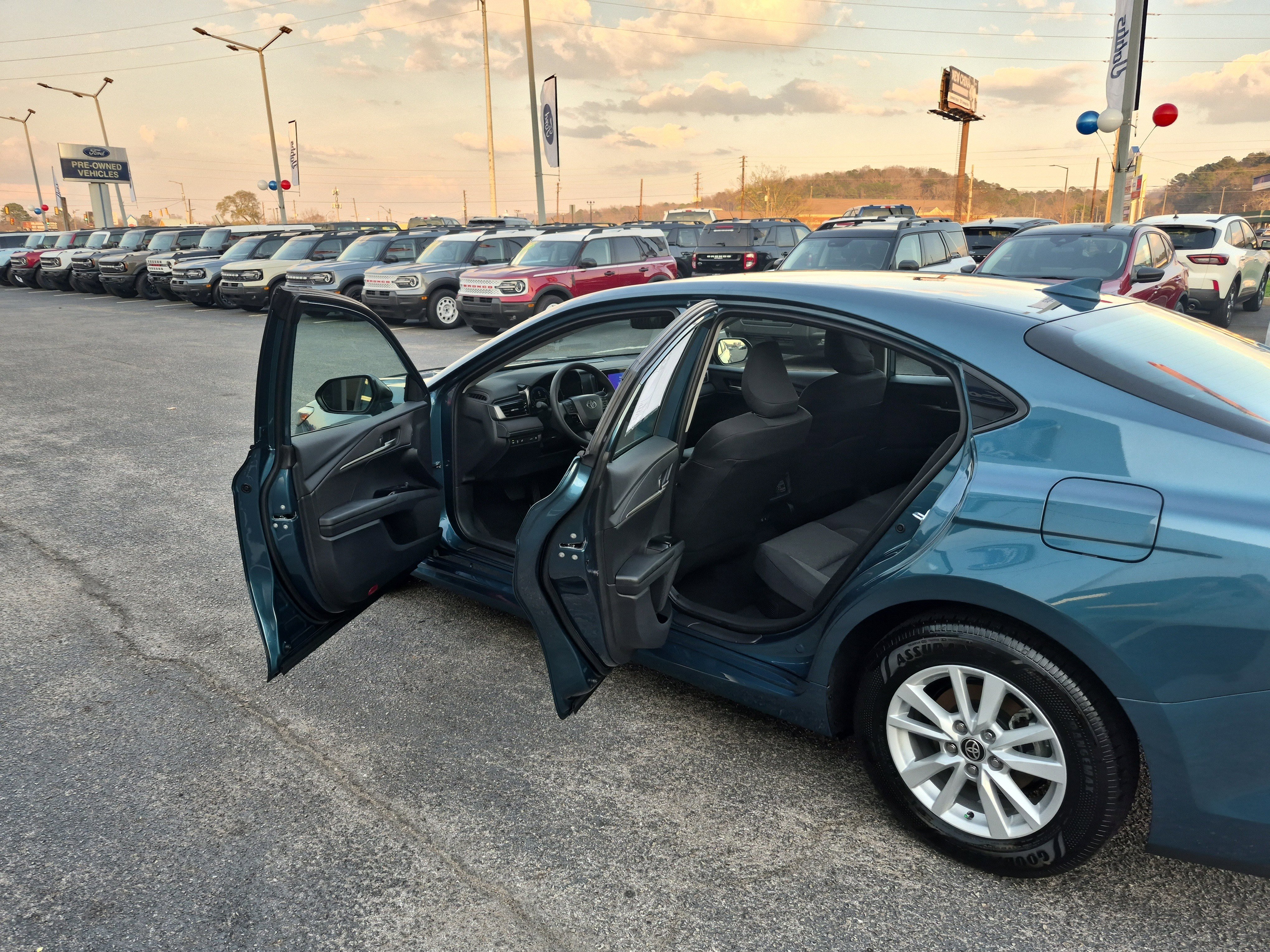Used 2026 Toyota Camry LE image 14
