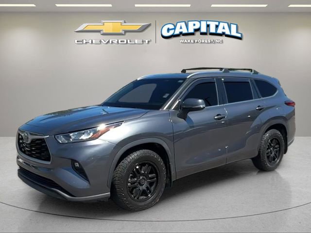 Used 2020 Toyota Highlander XLE AWD/4WD image 1