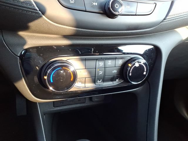 Used 2023 Buick Encore GX Preferred w/ Cold Weather Comfort Package FWD image 31