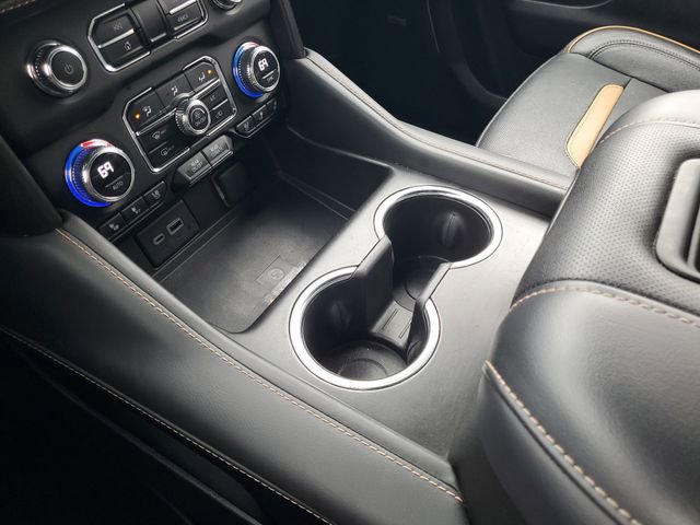 Used 2023 GMC Yukon XL AT4 w/ Technology Package image 20