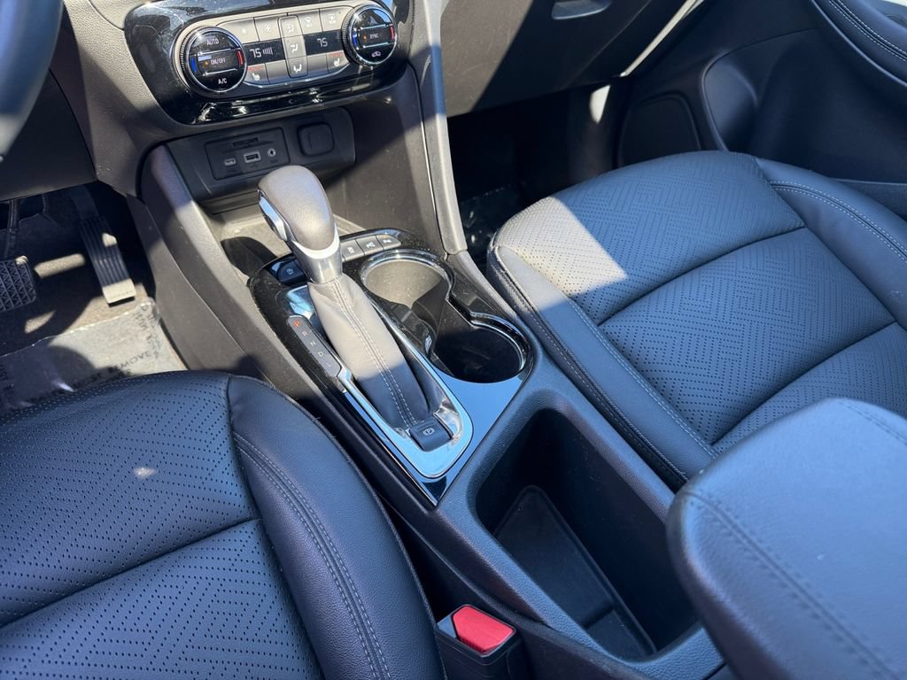 Used 2023 Buick Encore GX Essence w/ Advanced Technology Package AWD/4WD image 19