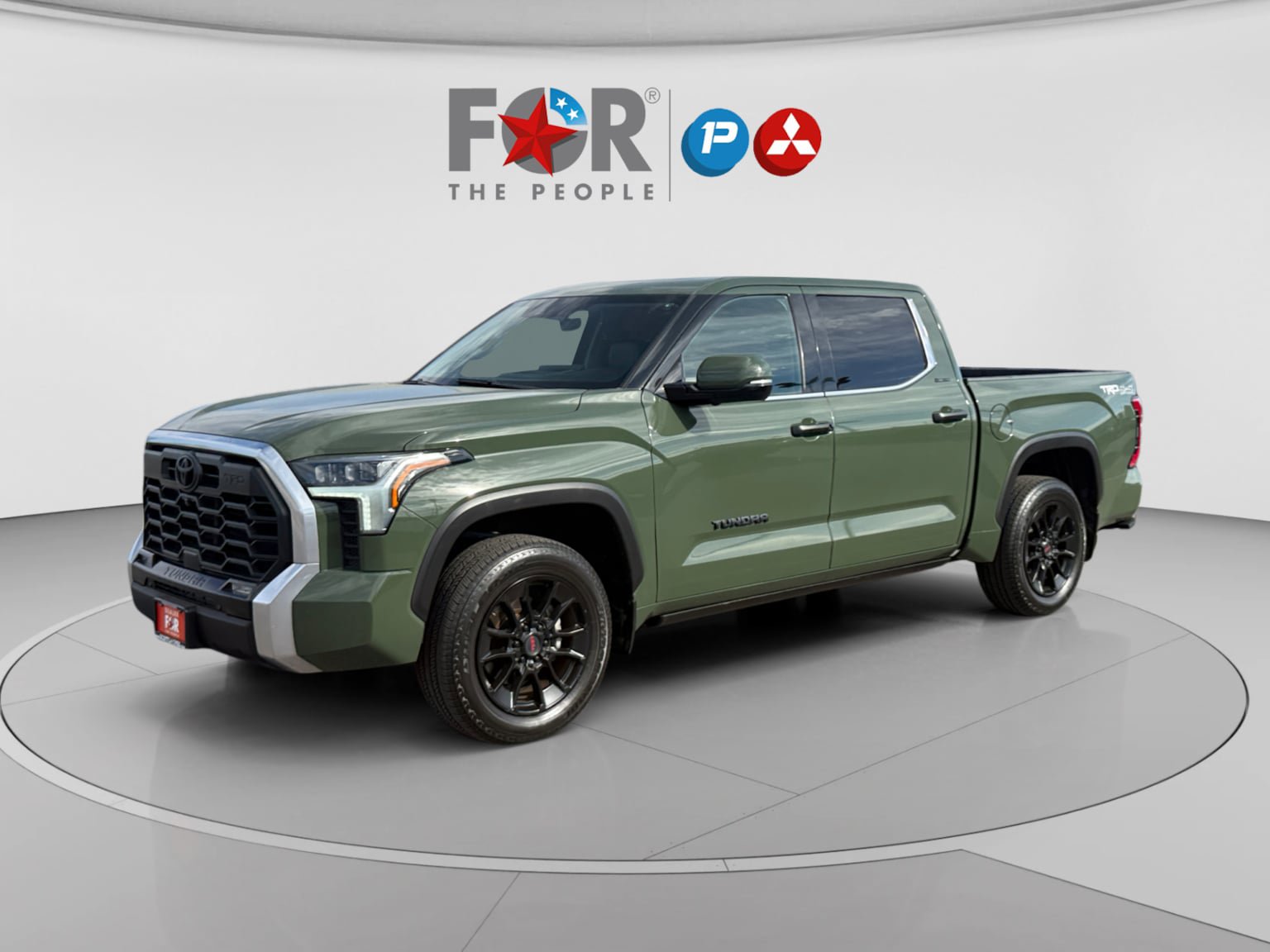 Used 2022 Toyota Tundra Limited w/ TRD Off-Road Package AWD/4WD image 1