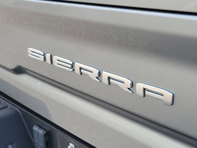 Used 2024 GMC Sierra 2500 AT4 w/ AT4 Premium Plus Package image 6