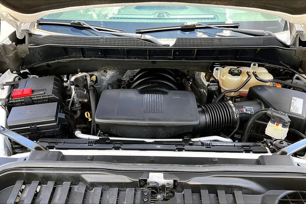 Used 2019 Chevrolet Silverado 1500 LT w/ Texas Edition AWD/4WD image 11