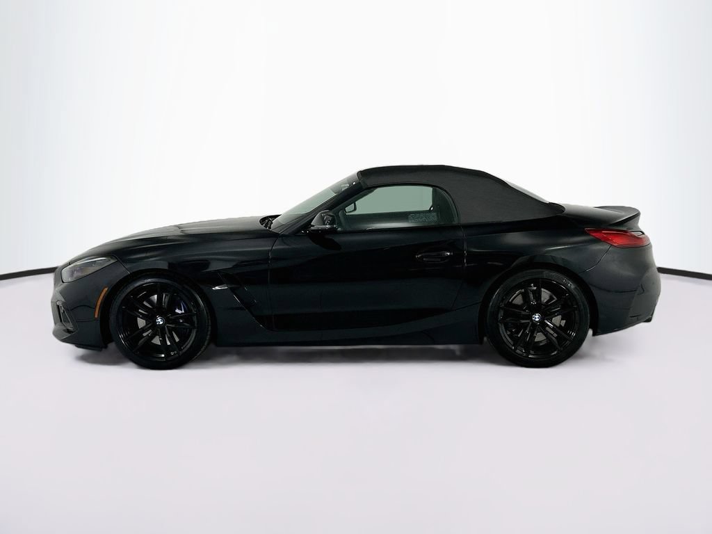 Used 2025 BMW Z4 M40i w/ Premium Package RWD image 16