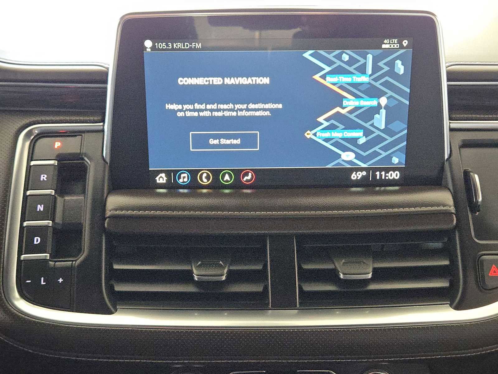 Used 2021 GMC Yukon SLT w/ Rear Media and Nav Package image 17