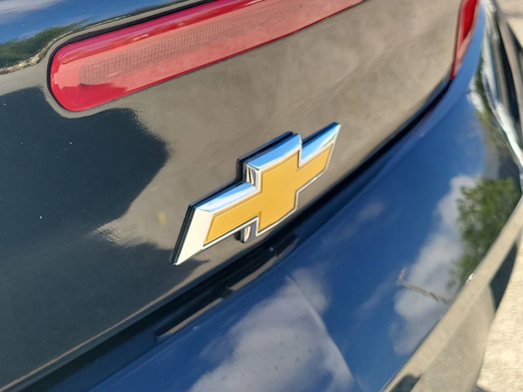 Used 2017 Chevrolet Camaro LT w/ RS Package image 12