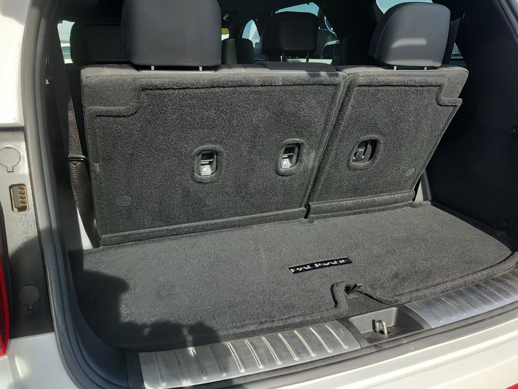 Used 2025 Hyundai Palisade Calligraphy image 14