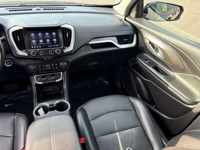 Used 2024 GMC Terrain SLT image 21