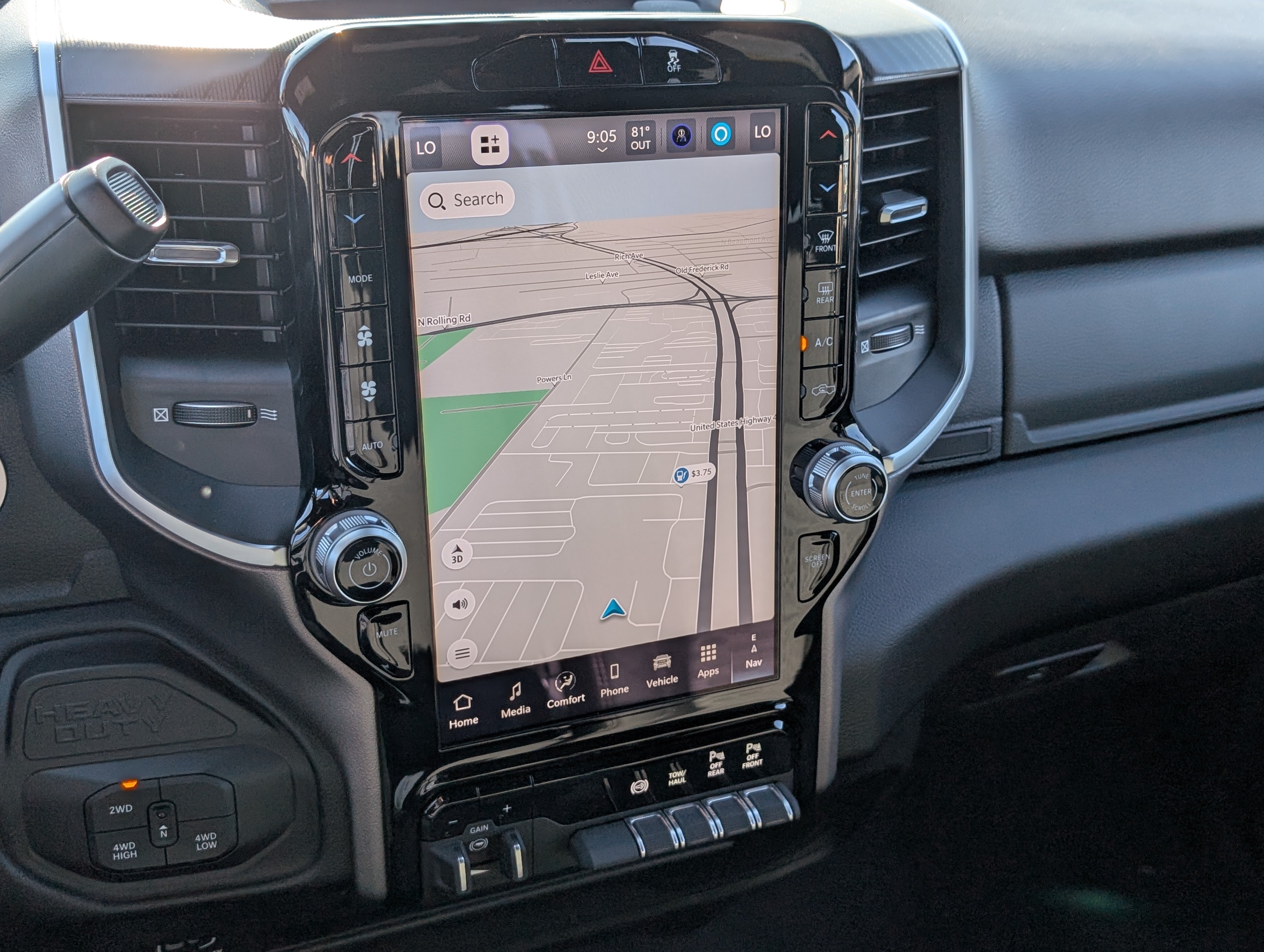 New 2025 RAM 2500 Big Horn AWD/4WD image 25