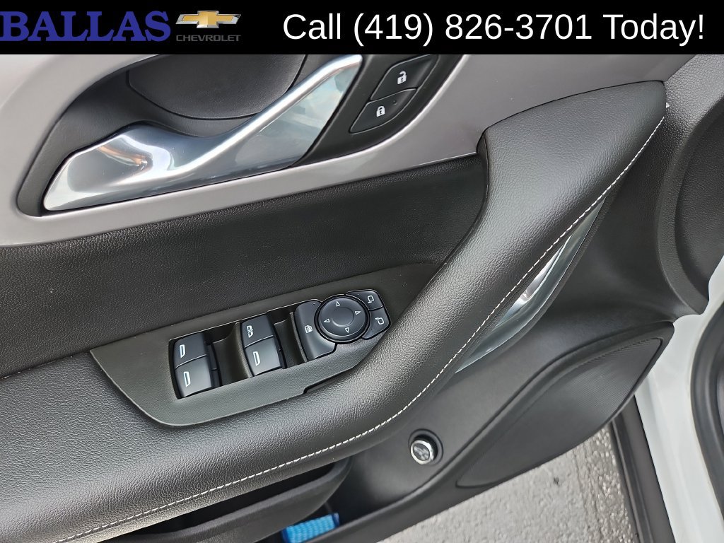 Certified 2024 Chevrolet Blazer LT w/ Convenience Package FWD image 11