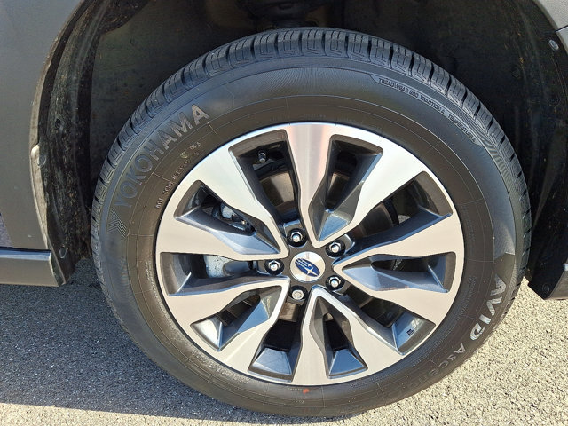 Certified 2023 Subaru Outback Touring AWD/4WD image 10
