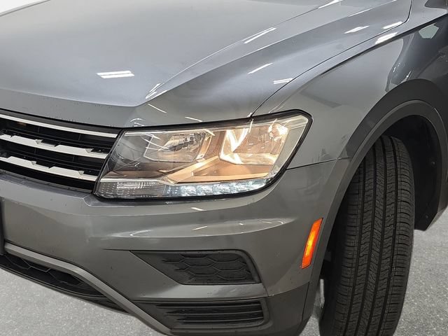 Used 2019 Volkswagen Tiguan S w/ Driver Assistance Package AWD/4WD image 30
