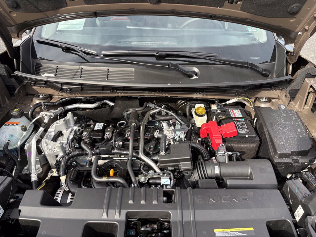 New 2027 Nissan Kicks SR FWD image 38