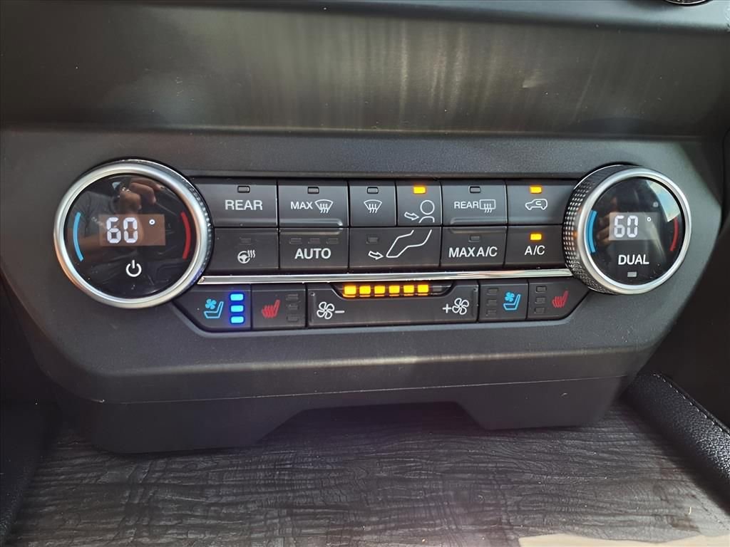 Used 2020 Ford Expedition Limited image 14