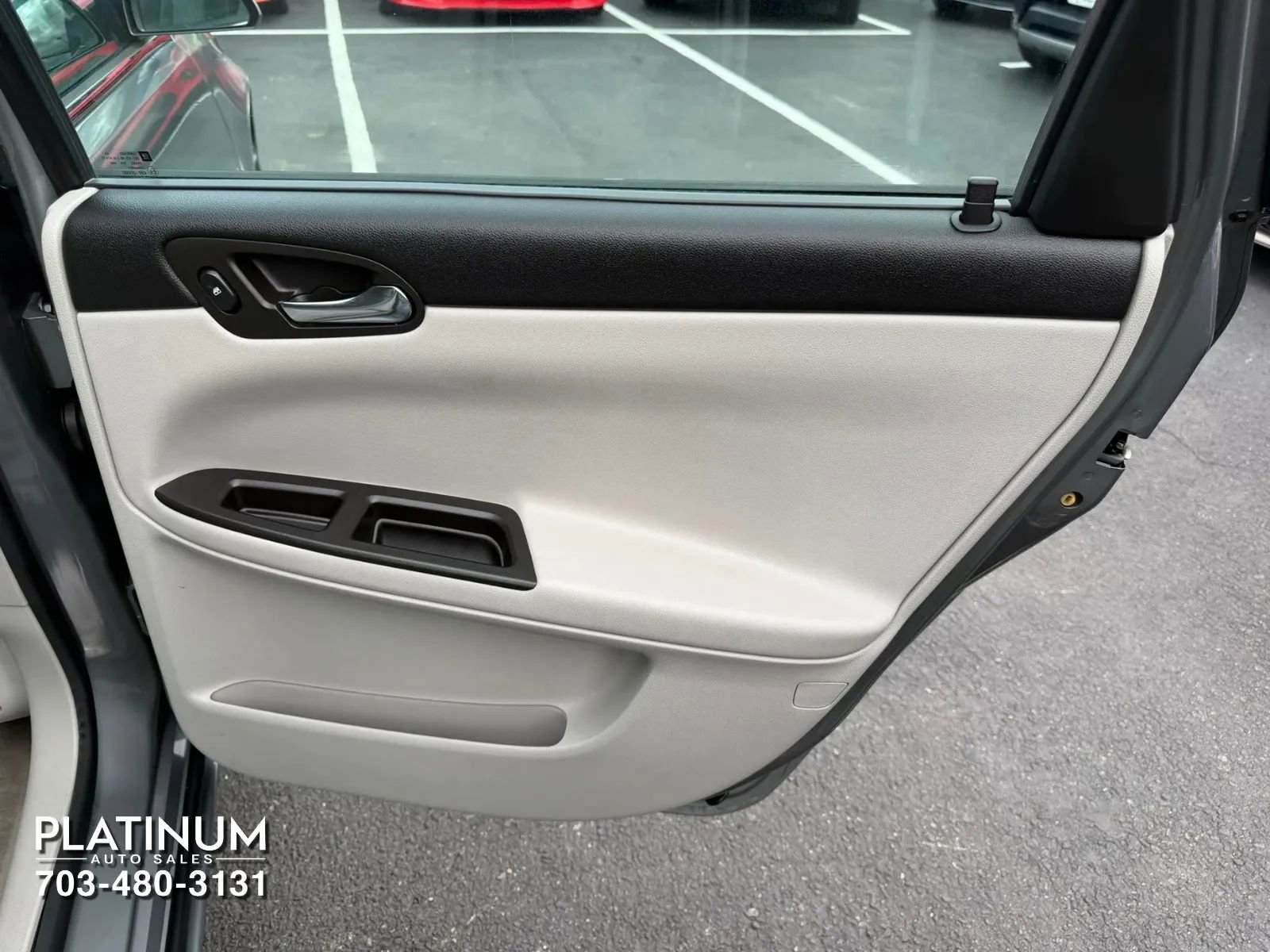 Used 2008 Chevrolet Impala LT image 17