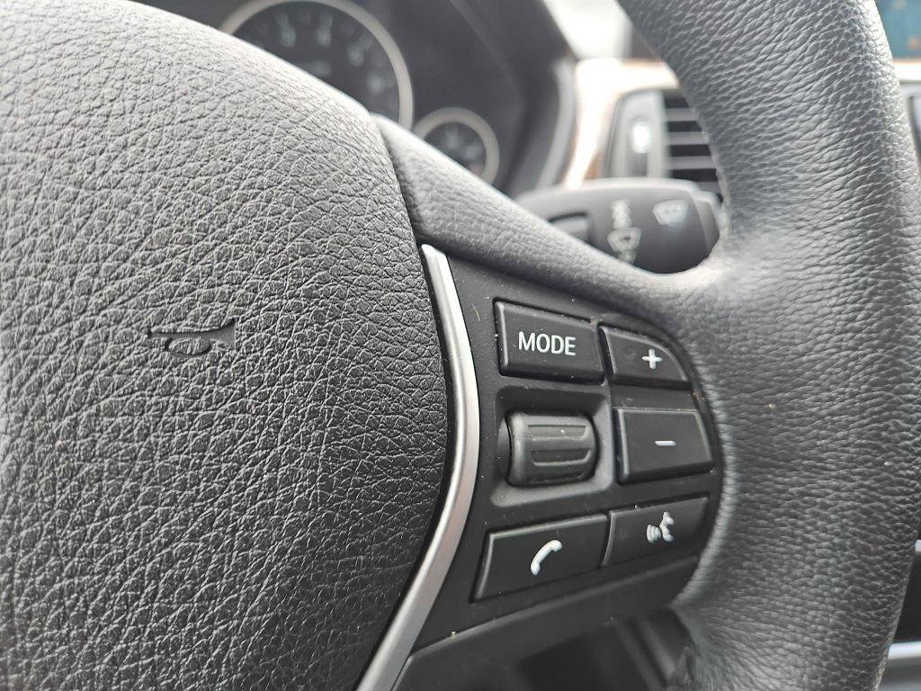 Used 2015 Chrysler 200 Limited w/ Convenience Group FWD image 54