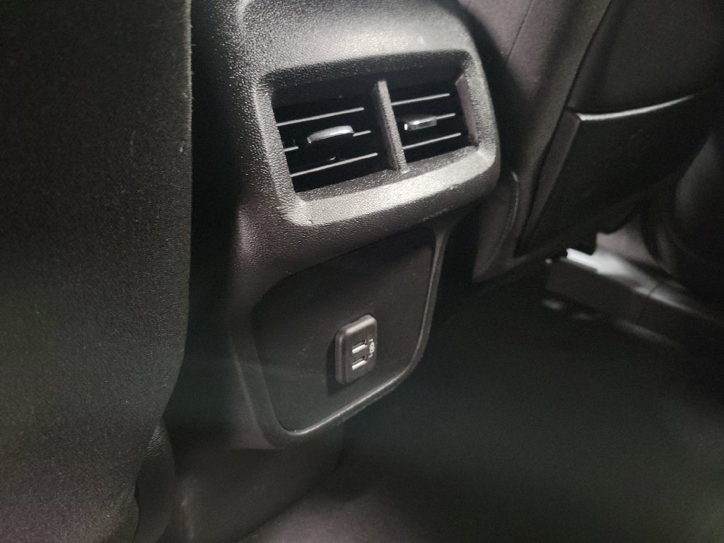 Used 2022 GMC Terrain SLE AWD/4WD image 28