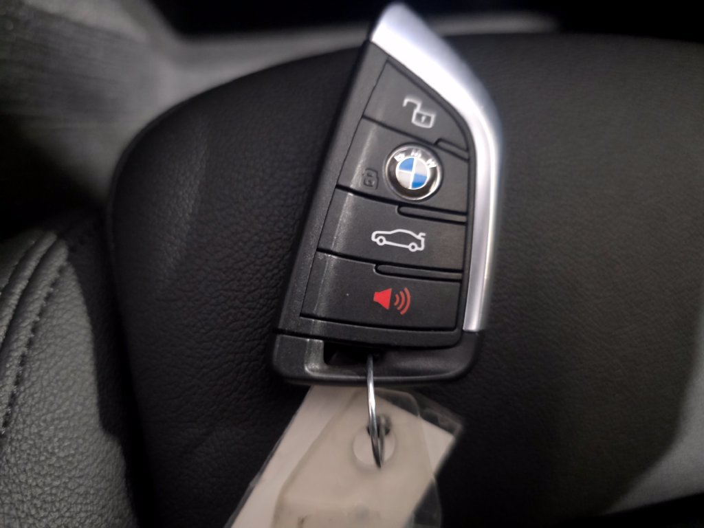 Used 2021 BMW 330e xDrive w/ Premium Package AWD/4WD image 30