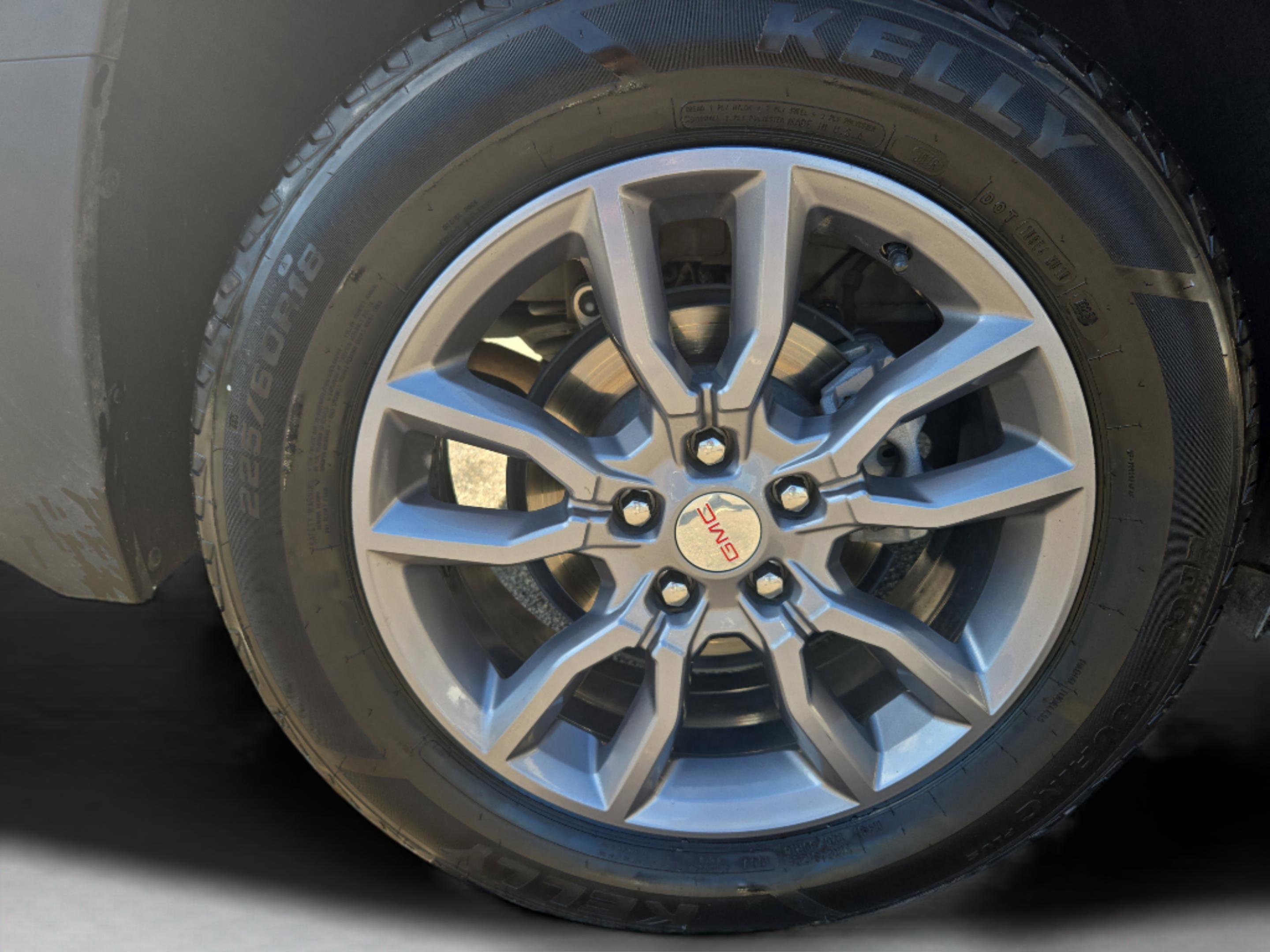 Used 2024 GMC Terrain SLT image 27