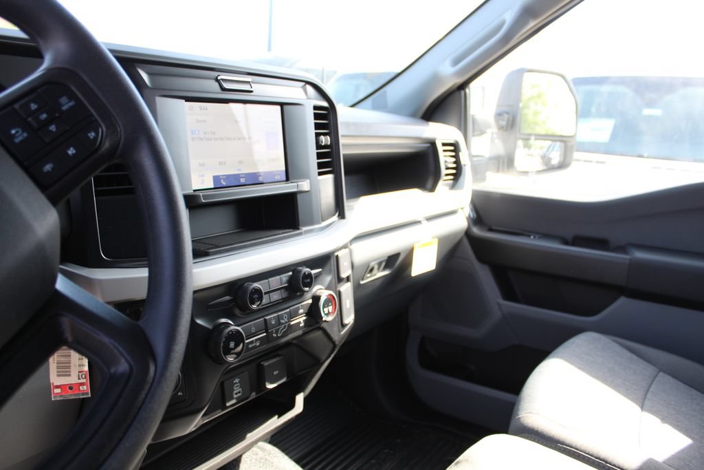 New 2026 Ford F250 XL AWD/4WD image 27