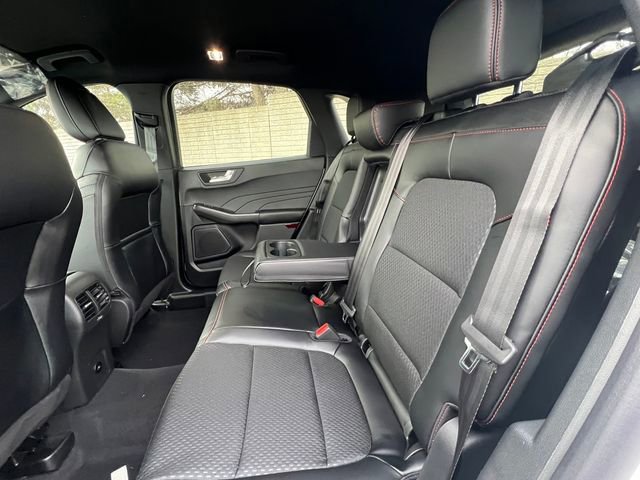 New 2026 Ford Escape ST-Line w/ Tech Pack #1 AWD/4WD image 12