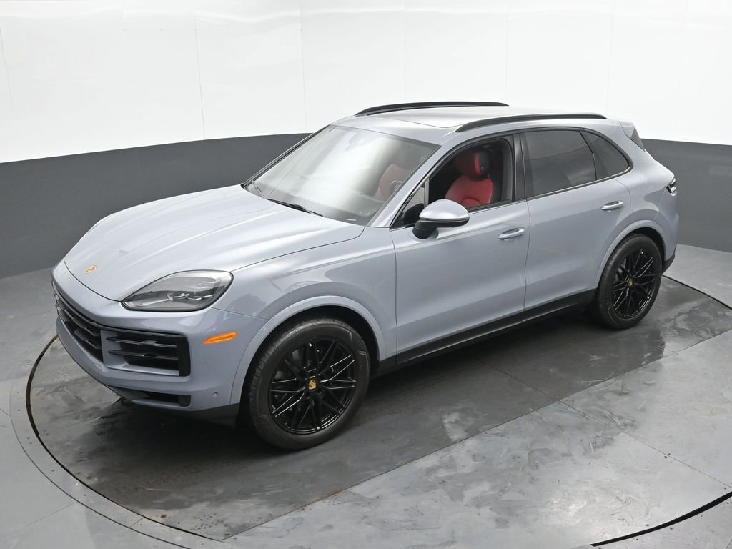 Used 2024 Porsche Cayenne image 40