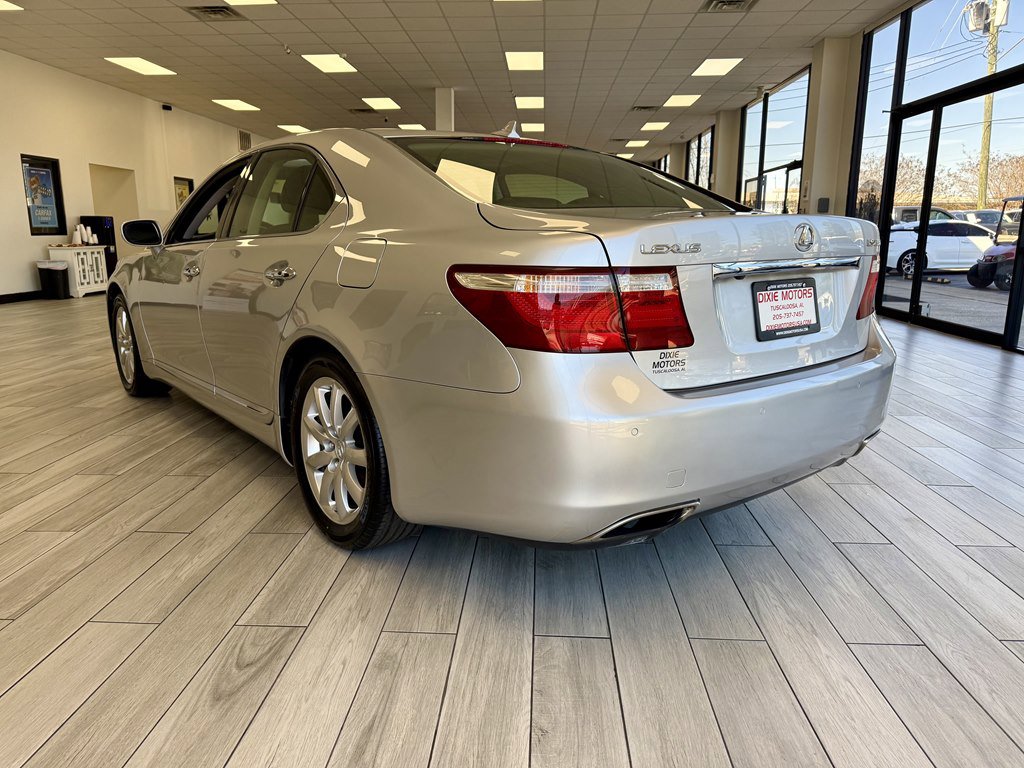 Used 2007 Lexus LS 460 RWD image 7