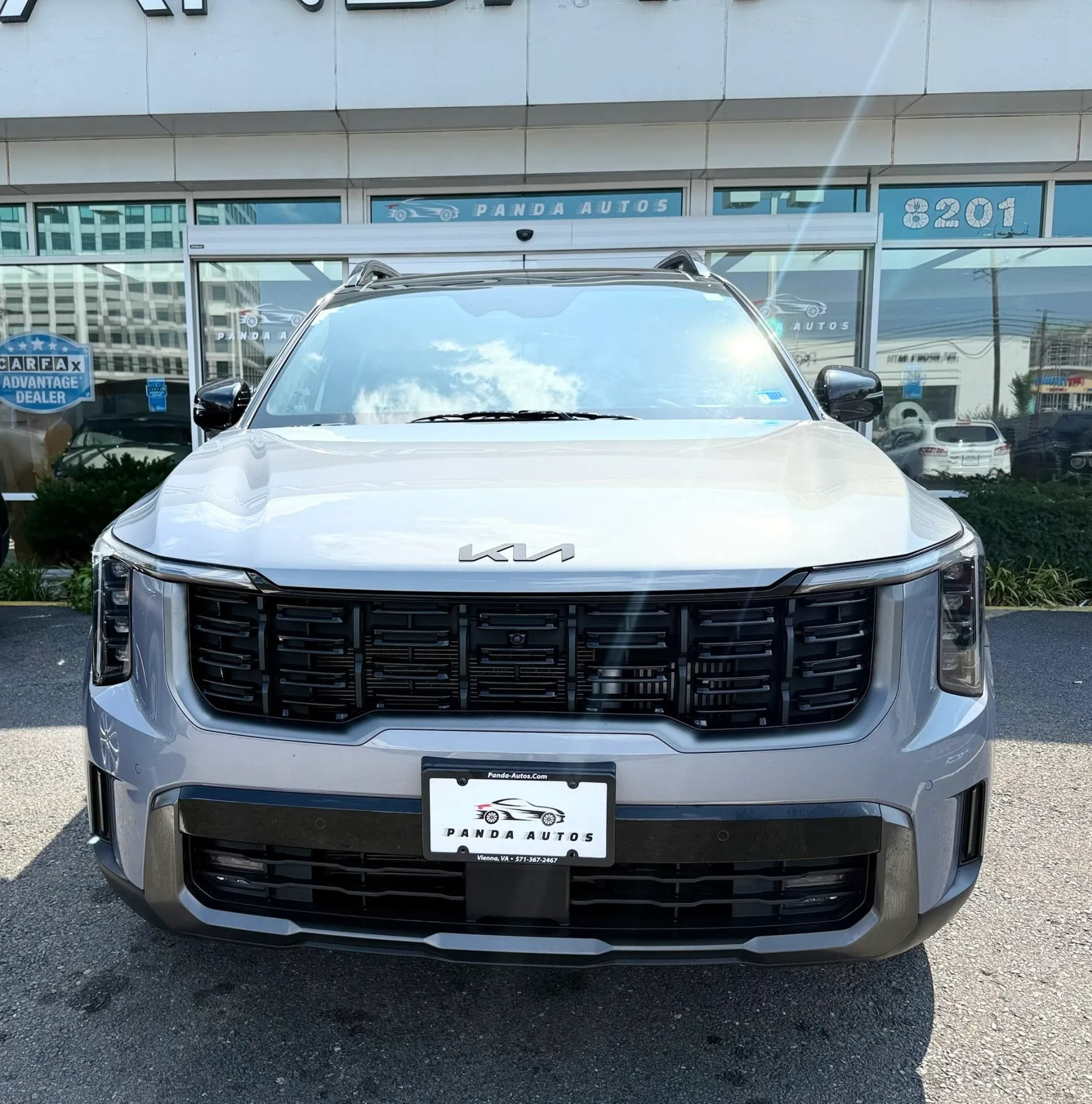 Used 2025 Kia Sorento SX AWD/4WD image 2