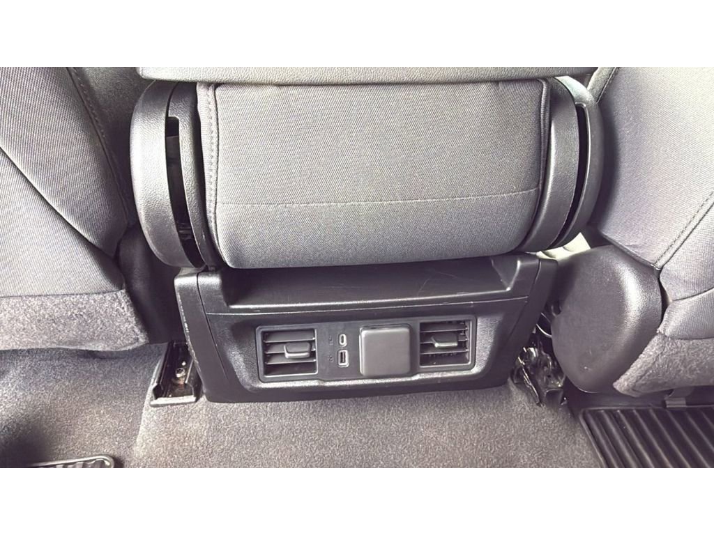 Used 2024 Chevrolet Silverado 1500 LT image 26