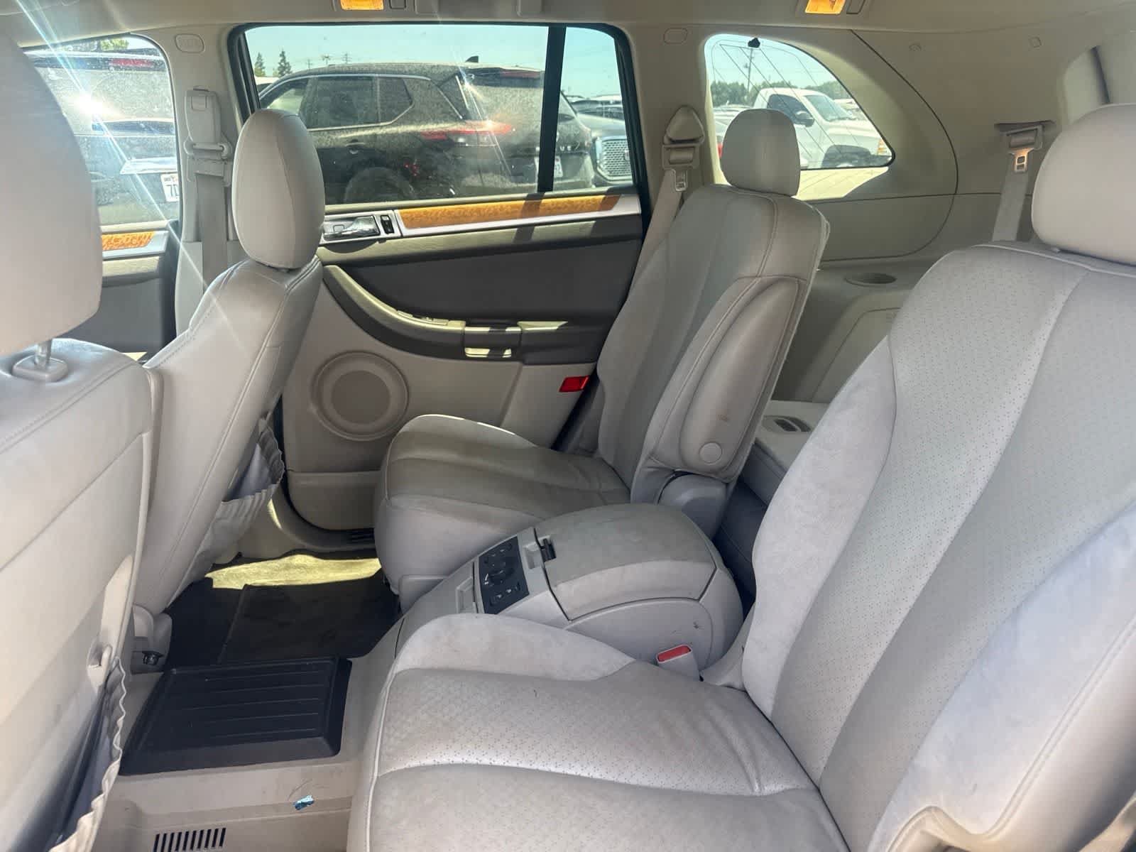 Used 2006 Chrysler Pacifica Limited AWD/4WD image 17