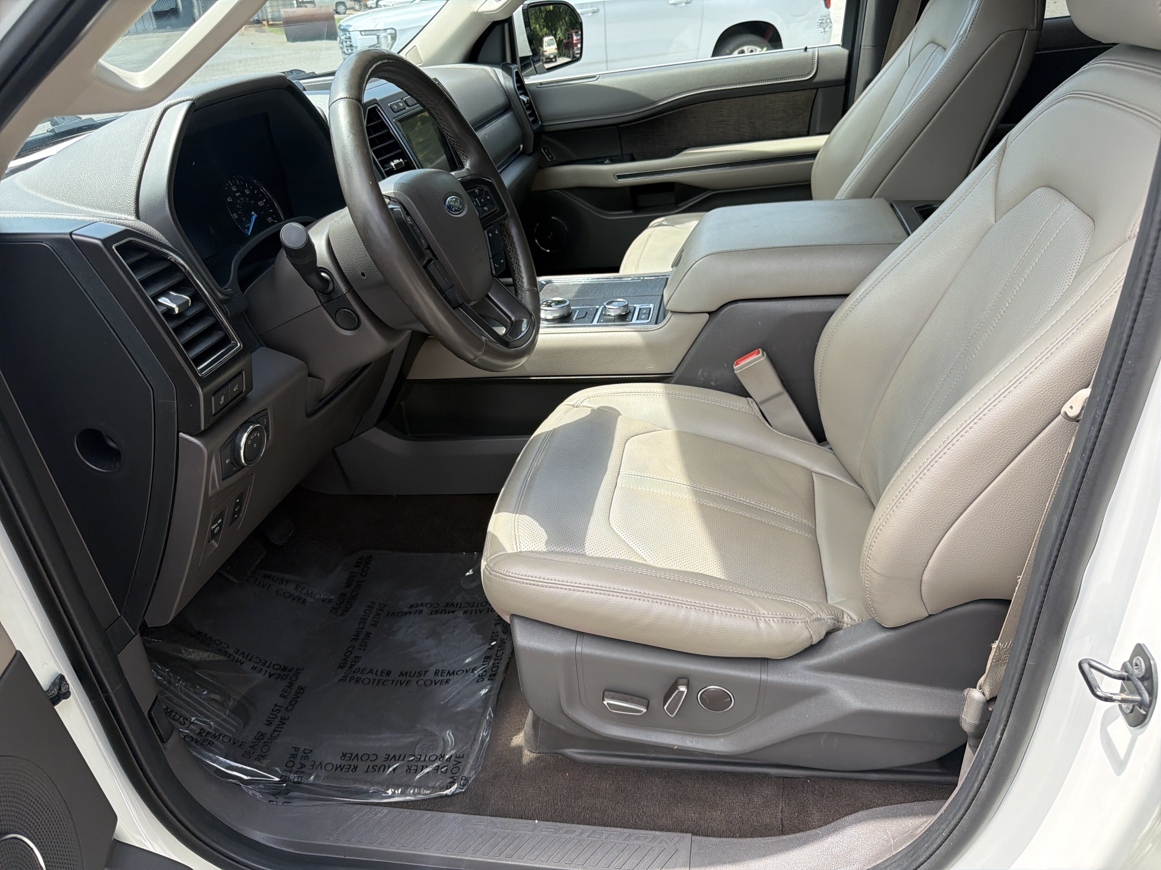 Used 2021 Ford Expedition Limited AWD/4WD image 10